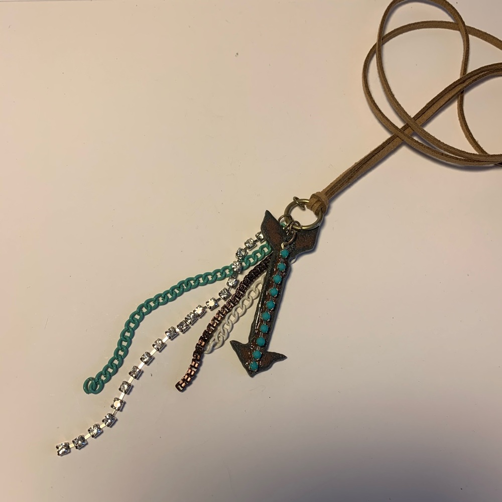 Arrow necklace